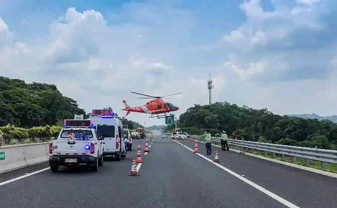 临川区高速公路汽车救援案例